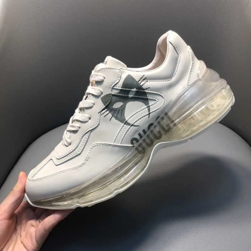 CE - TRENDY GCI Sneaker 001