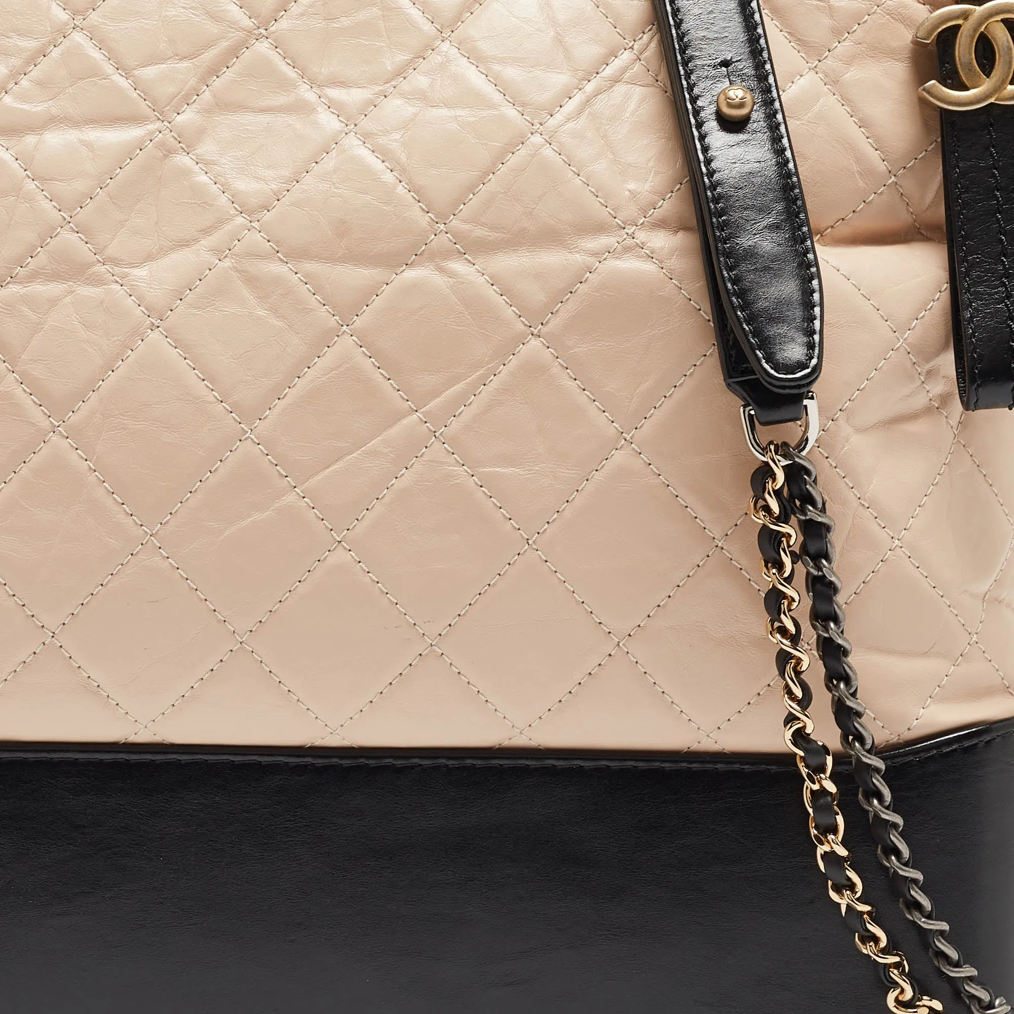 CHANEL Black/Light Pink Quilted Leather Large Gabrielle Hobo