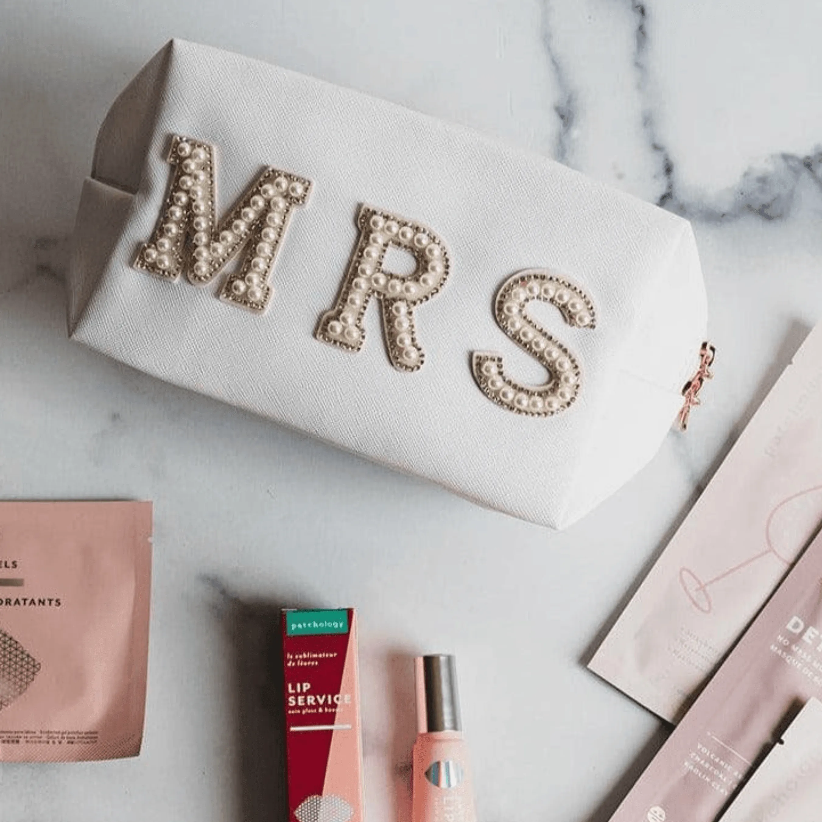 Mrs. White Zipper Cosmetics Pouch