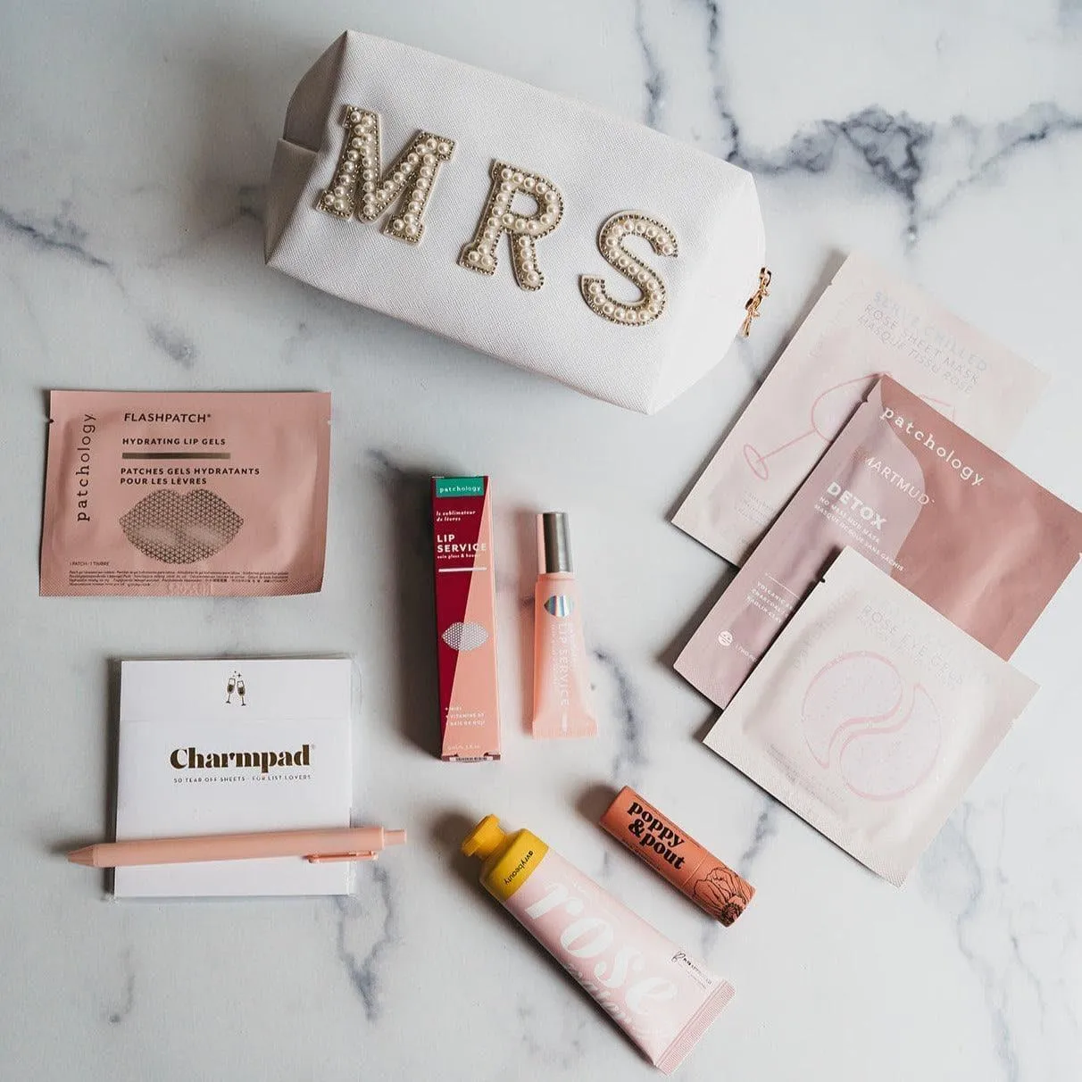 Mrs. White Zipper Cosmetics Pouch