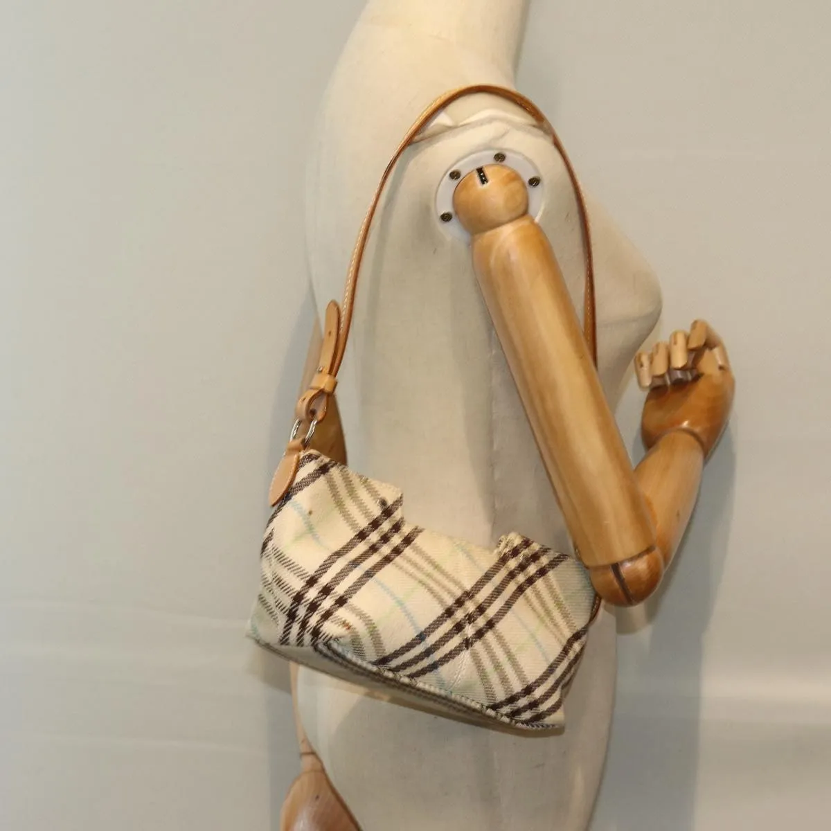 Trendy Inspired Burberry Nova Check Blue Label Shoulder Bag Canvas Beige Auth 75132