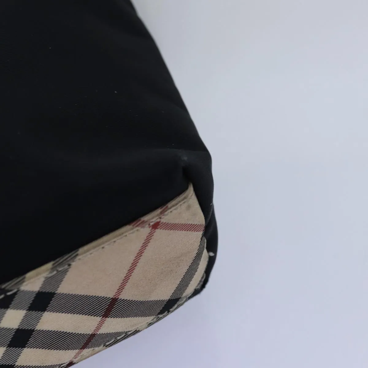 Trendy Inspired Burberry Nova Check Shoulder Bag Nylon Black Beige Auth Bs14564