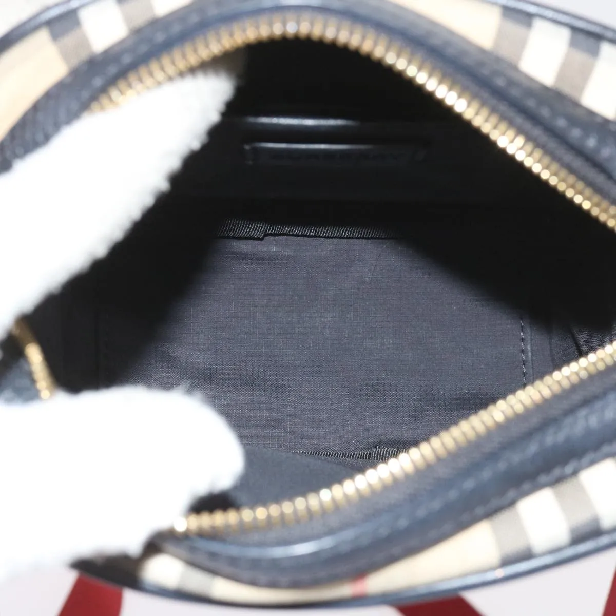 Trendy Inspired Burberry Nova Check Shoulder Bag Nylon Canvas Beige Auth 58996a