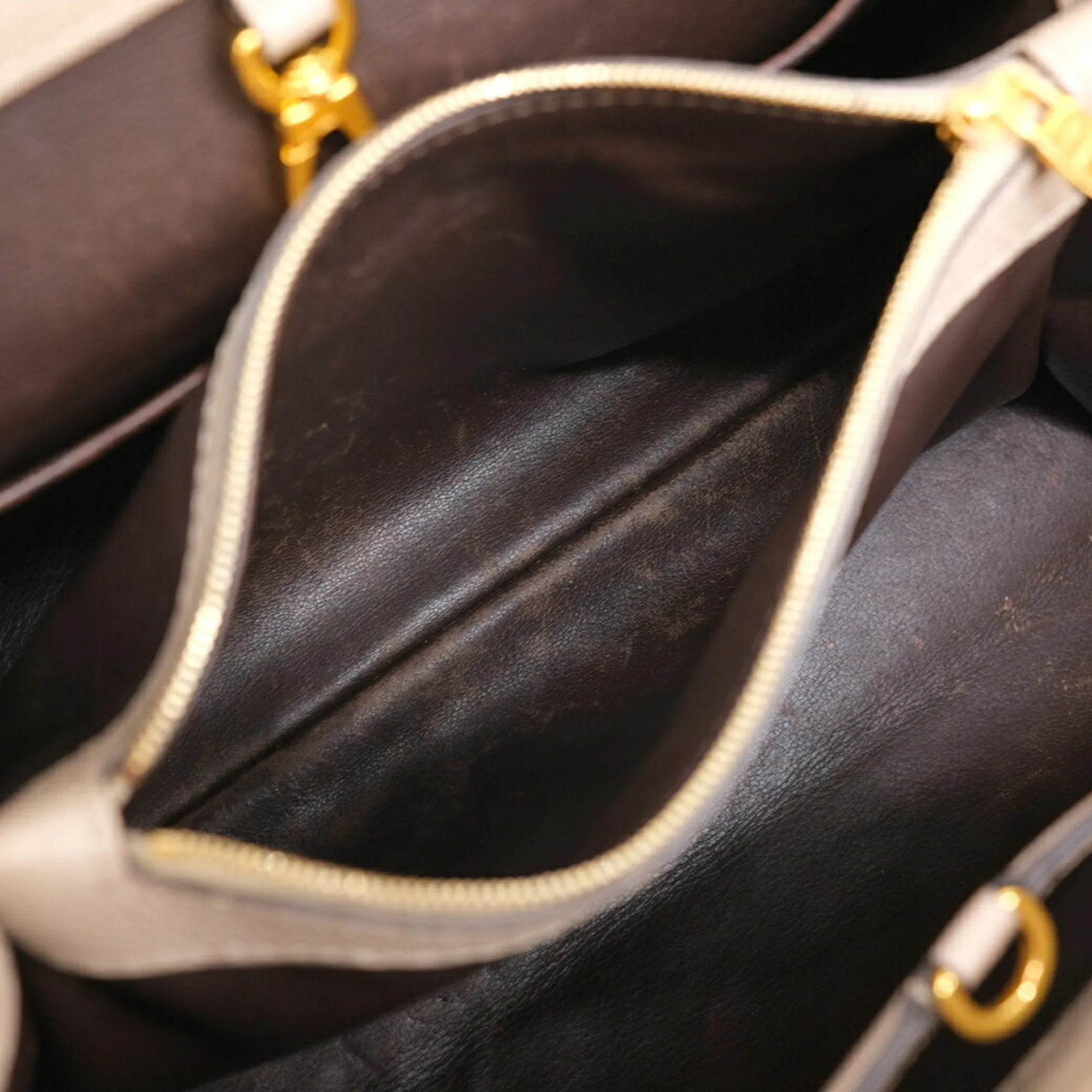 Trendy Inspired Louis Vuitton Capucines Tote