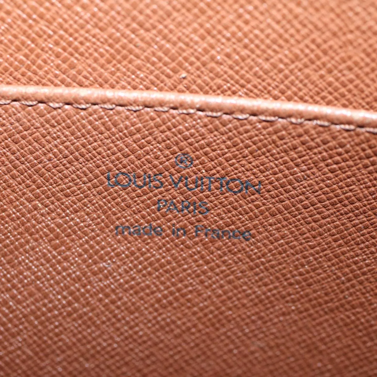 Trendy Inspired Louis Vuitton Epi Pochette Homme Clutch Bag Brown M52528 Lv Auth Th3989