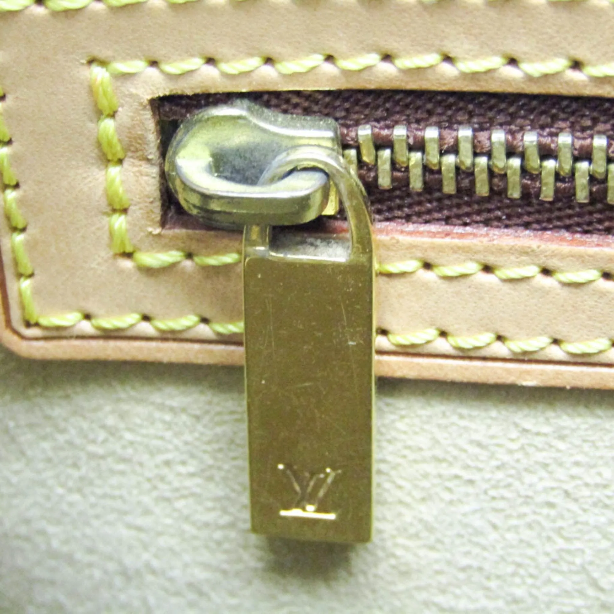Trendy Inspired Louis Vuitton Looping Mm Shoulder Bag