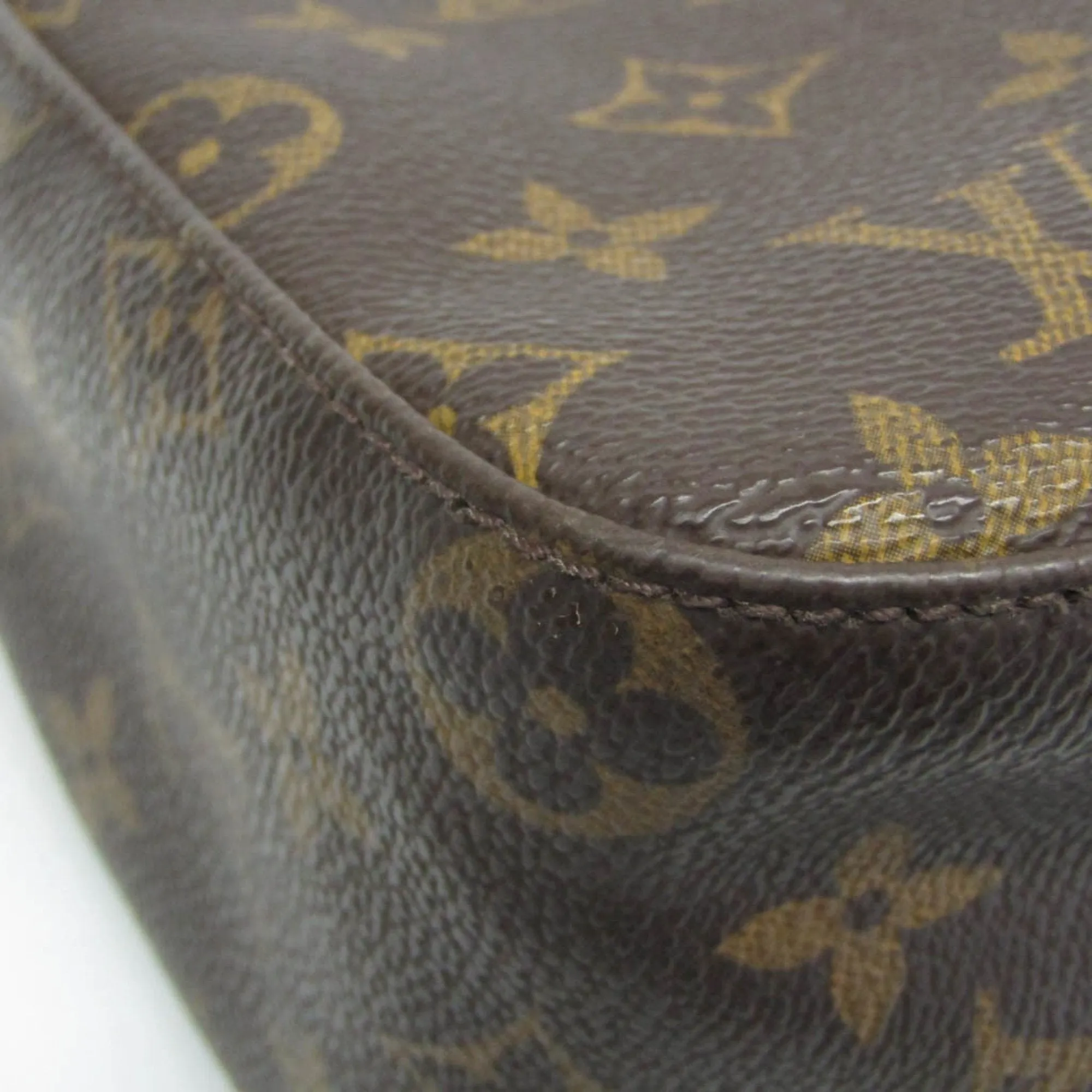Trendy Inspired Louis Vuitton Looping Mm Shoulder Bag