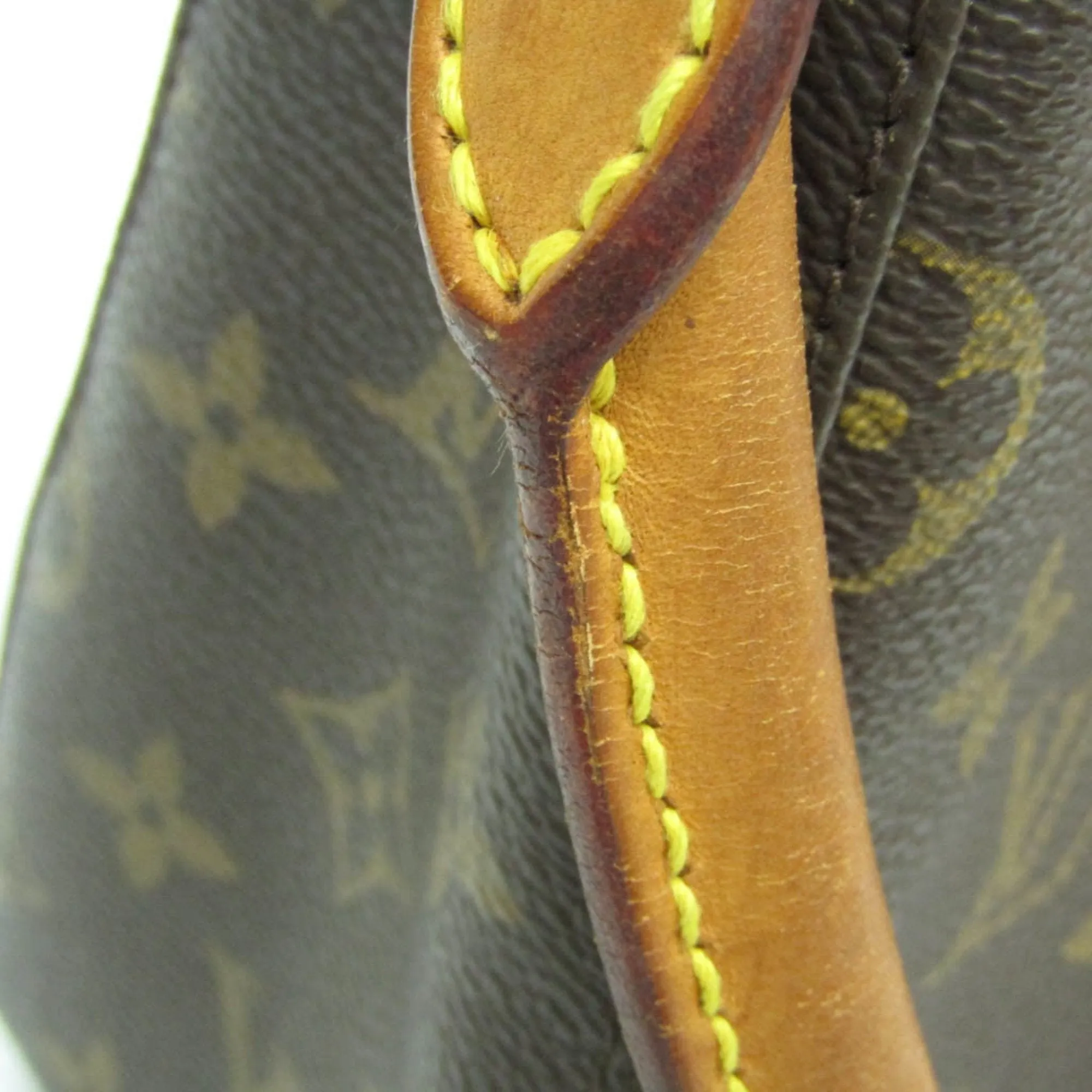 Trendy Inspired Louis Vuitton Looping Mm Shoulder Bag