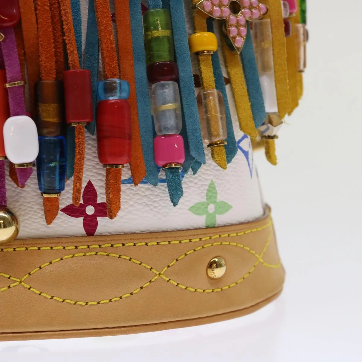 Trendy Inspired Louis Vuitton Monogram Multicolor Bucket Fringe Bag White M40109 Lv Auth 51257a