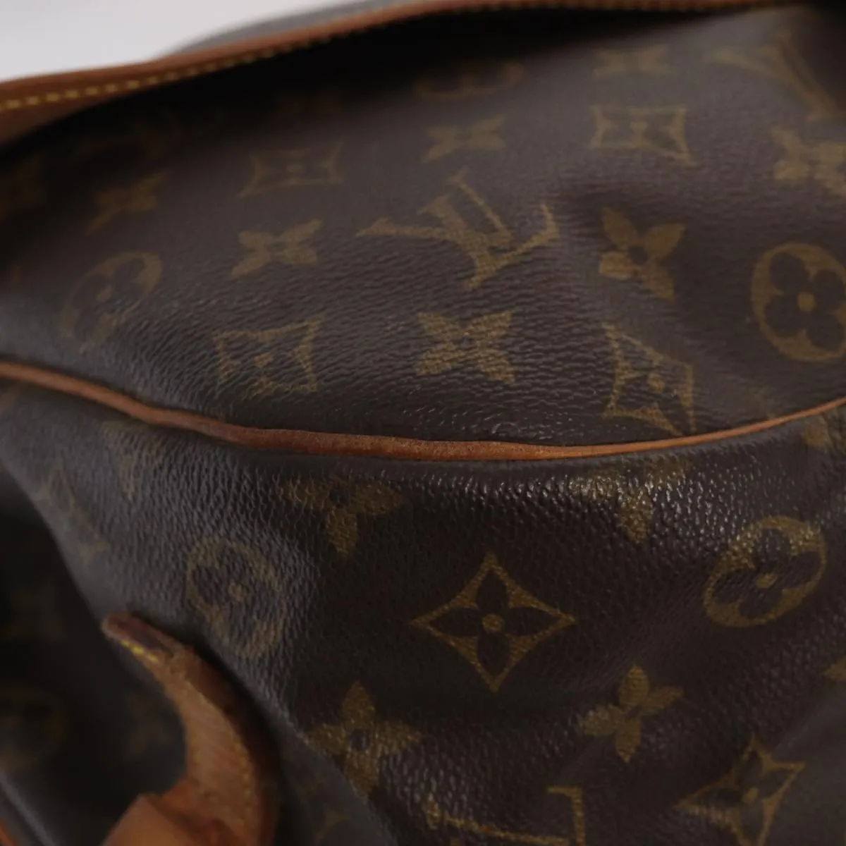 Trendy Inspired Louis Vuitton Monogram Saumur 35 Shoulder Bag M42254 Lv Auth Ar12467