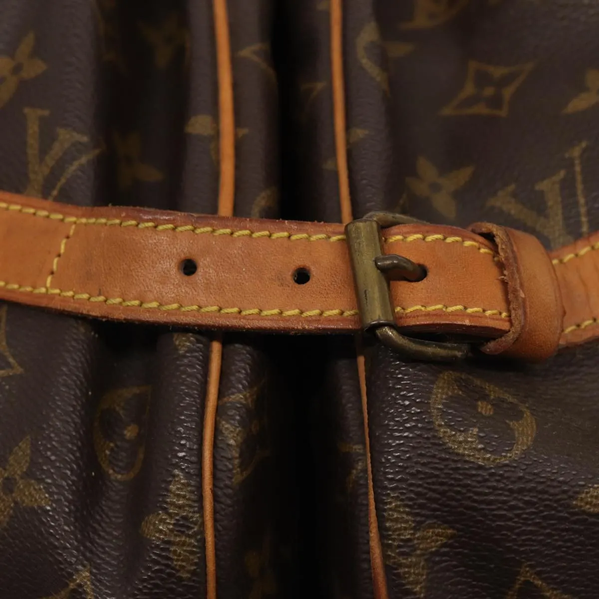 Trendy Inspired Louis Vuitton Monogram Saumur 35 Shoulder Bag M42254 Lv Auth Ar12467