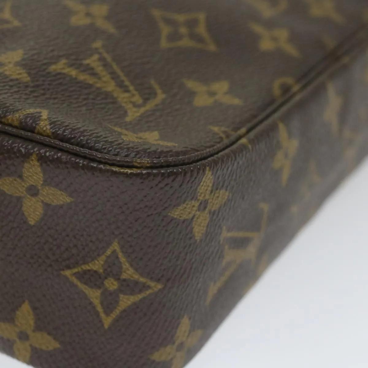 Trendy Inspired Louis Vuitton Monogram Trousse Toilette 23 Clutch Bag M47524 Lv Auth 57483