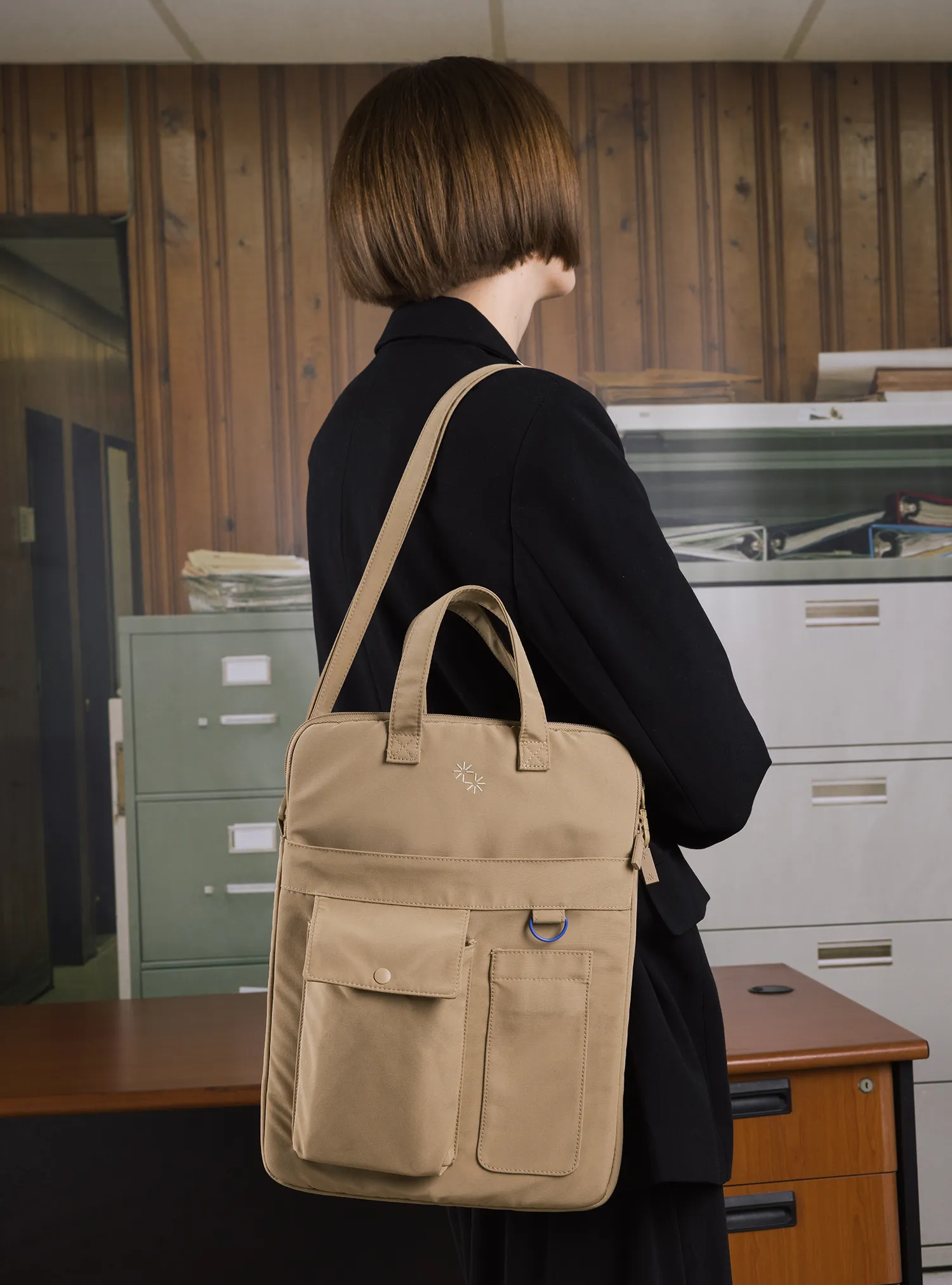 Utility Laptop Bag (15" Taupe)