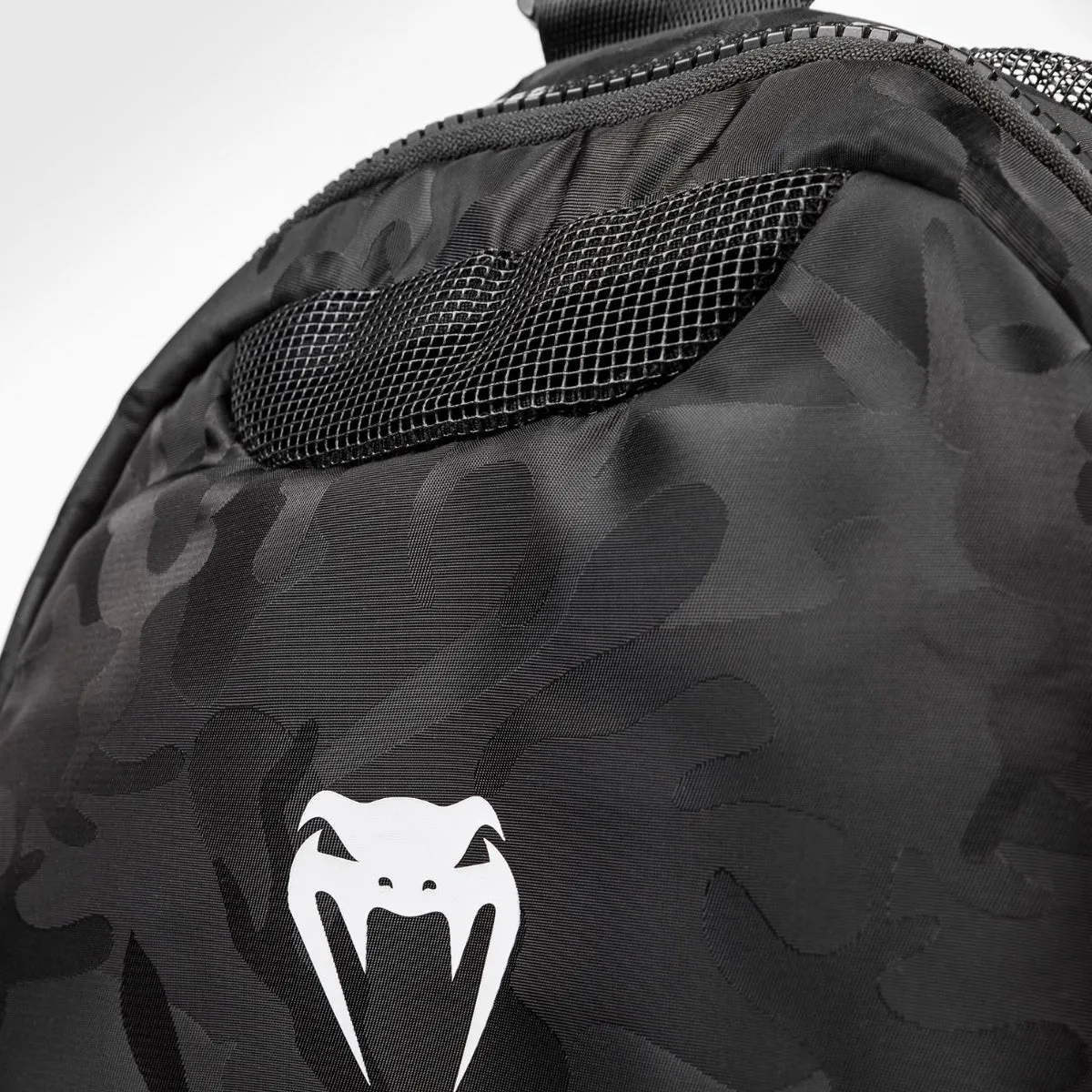 Venum Trainer Lite Sport Bag Black/Dark Camo